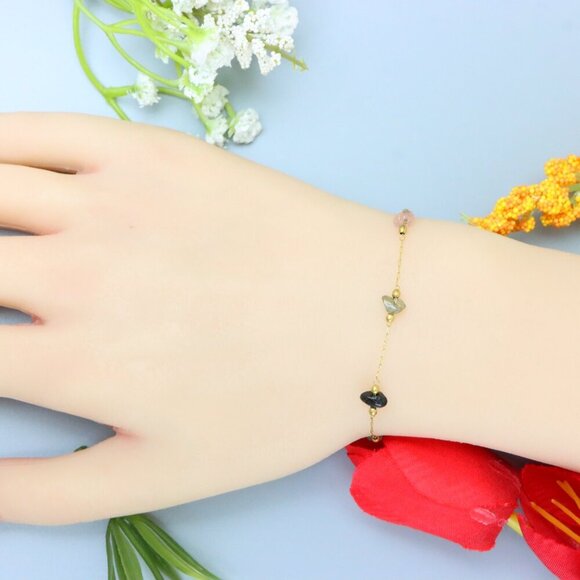 "Elegant & Trendy Bracelet, A Perfect Gift for Women, Thoughtful, EVCH1041 - Picture 1 of 10